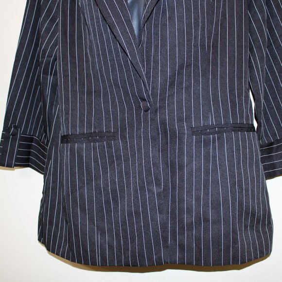Ever B Black Pinstripe Blazer Medium 3/4 Sleeve Business Jacket - Picture 3 of 7